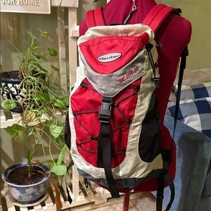 Deuter AC Lite 20L hiking backpack. Excellent condition.
